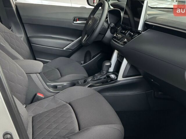 Тойота Corolla Cross, объемом двигателя 2 л и пробегом 0 тыс. км за 38905 $, фото 5 на Automoto.ua