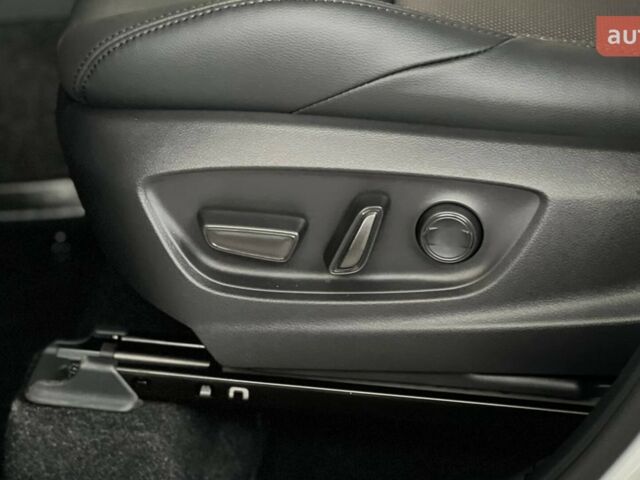 Тойота Corolla Cross, объемом двигателя 2 л и пробегом 0 тыс. км за 43253 $, фото 20 на Automoto.ua