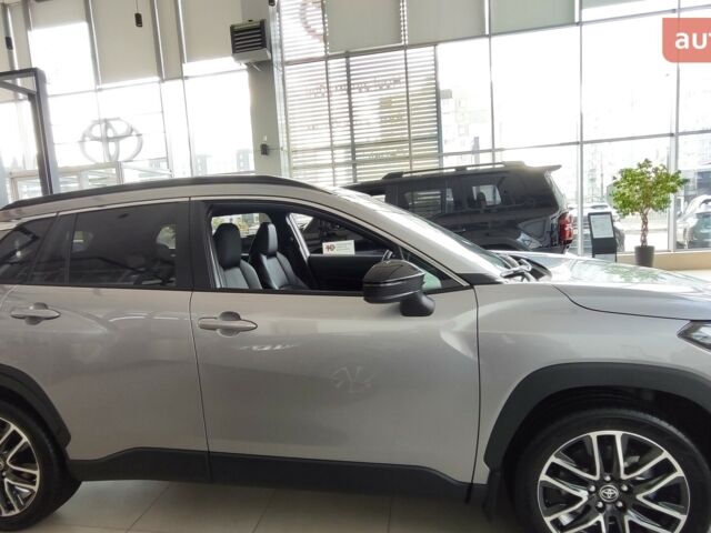 купить новое авто Тойота Corolla Cross 2025 года от официального дилера Тойота Центр Чернігів «Соллі-Плюс» Тойота фото
