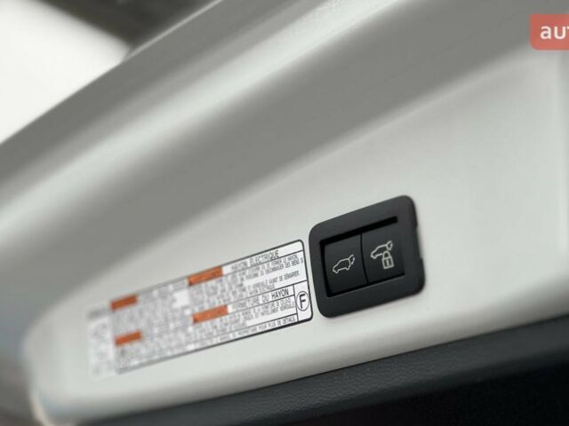 Тойота Corolla Cross, объемом двигателя 2 л и пробегом 0 тыс. км за 43253 $, фото 12 на Automoto.ua