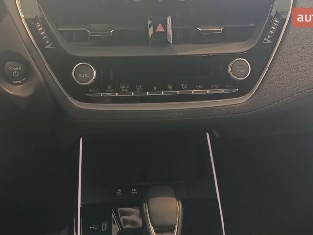 Тойота Corolla Cross, об'ємом двигуна 2 л та пробігом 0 тис. км за 42733 $, фото 10 на Automoto.ua