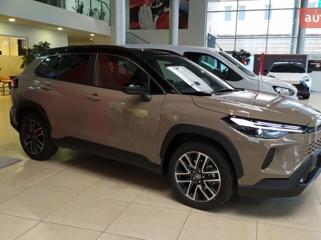 Тойота Corolla Cross, об'ємом двигуна 2 л та пробігом 0 тис. км за 42746 $, фото 2 на Automoto.ua