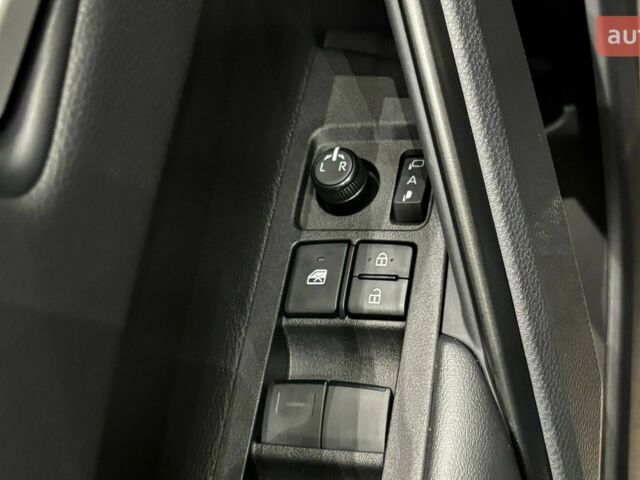 Тойота Corolla Cross, об'ємом двигуна 2 л та пробігом 0 тис. км за 42336 $, фото 7 на Automoto.ua