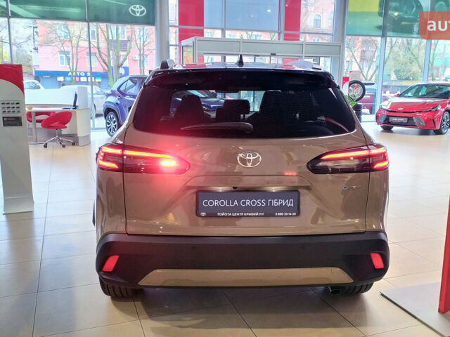Тойота Corolla Cross, объемом двигателя 2 л и пробегом 0 тыс. км за 43001 $, фото 4 на Automoto.ua