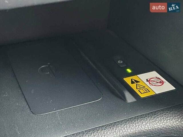 Серый Тойота Corolla Cross, объемом двигателя 2 л и пробегом 4 тыс. км за 24000 $, фото 37 на Automoto.ua