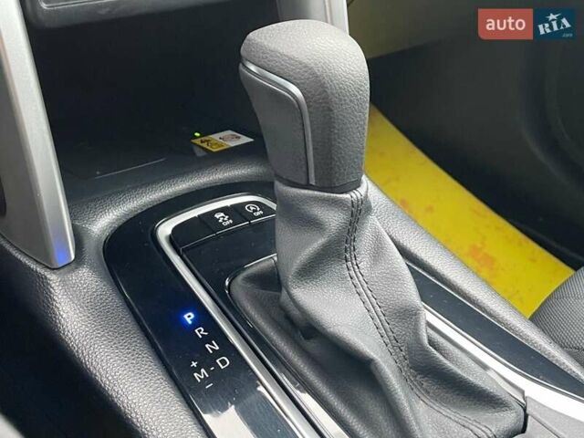 Серый Тойота Corolla Cross, объемом двигателя 2 л и пробегом 4 тыс. км за 24000 $, фото 39 на Automoto.ua