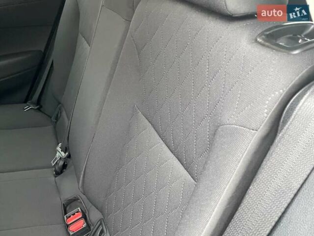 Серый Тойота Corolla Cross, объемом двигателя 2 л и пробегом 4 тыс. км за 24000 $, фото 46 на Automoto.ua