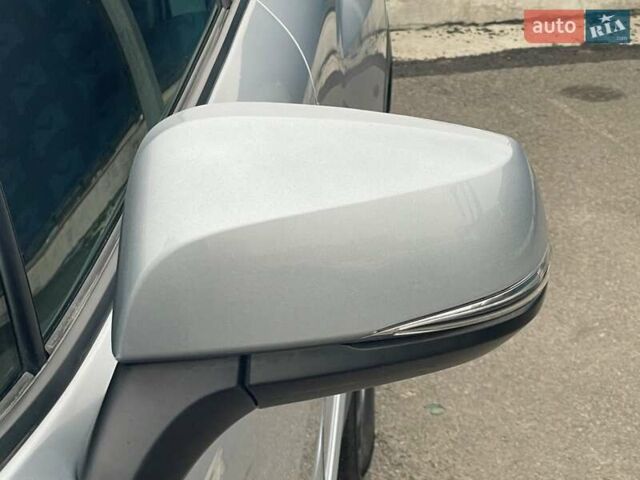 Серый Тойота Corolla Cross, объемом двигателя 2 л и пробегом 4 тыс. км за 24000 $, фото 20 на Automoto.ua