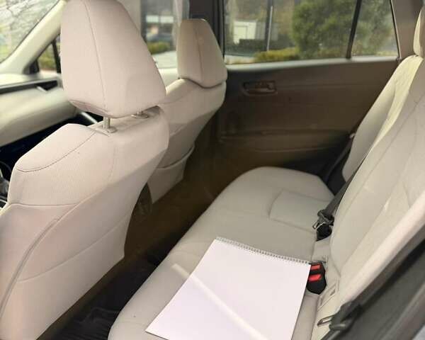 Серый Тойота Corolla Cross, объемом двигателя 2 л и пробегом 78 тыс. км за 23999 $, фото 42 на Automoto.ua