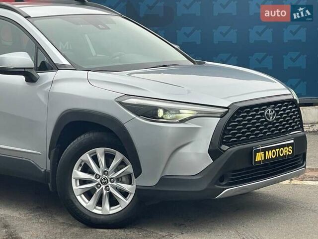 Серый Тойота Corolla Cross, объемом двигателя 2 л и пробегом 4 тыс. км за 24000 $, фото 14 на Automoto.ua