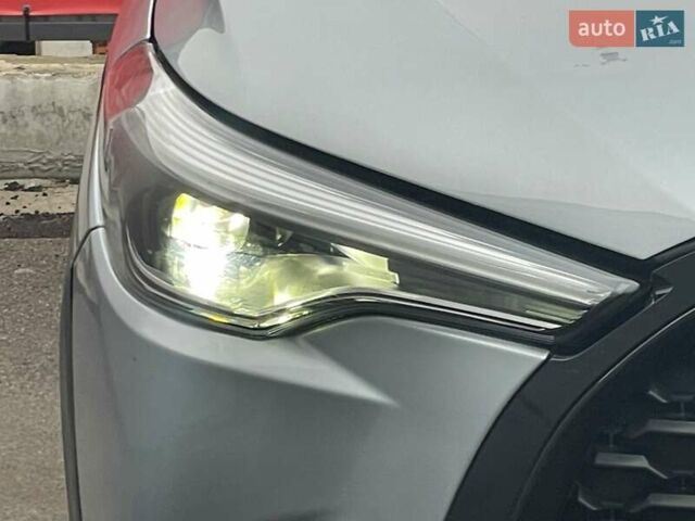 Серый Тойота Corolla Cross, объемом двигателя 2 л и пробегом 4 тыс. км за 24000 $, фото 11 на Automoto.ua