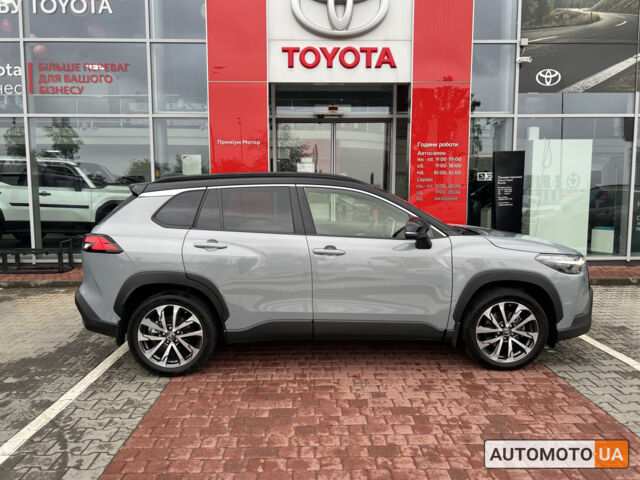 Серый Тойота Corolla Cross, объемом двигателя 2 л и пробегом 40 тыс. км за 35077 $, фото 1 на Automoto.ua