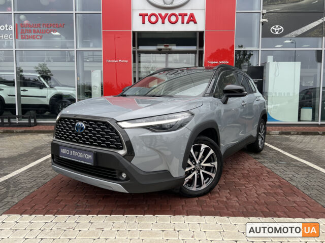 Серый Тойота Corolla Cross, объемом двигателя 2 л и пробегом 40 тыс. км за 35077 $, фото 3 на Automoto.ua
