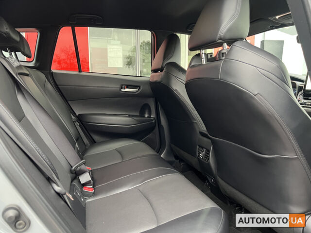 Серый Тойота Corolla Cross, объемом двигателя 2 л и пробегом 40 тыс. км за 35077 $, фото 12 на Automoto.ua