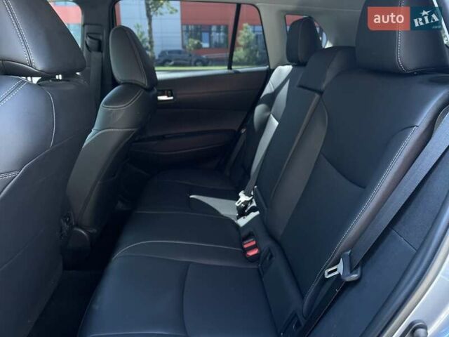 Серый Тойота Corolla Cross, объемом двигателя 2 л и пробегом 5 тыс. км за 24999 $, фото 22 на Automoto.ua