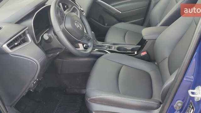 Синий Тойота Corolla Cross, объемом двигателя 1.99 л и пробегом 2 тыс. км за 25299 $, фото 6 на Automoto.ua