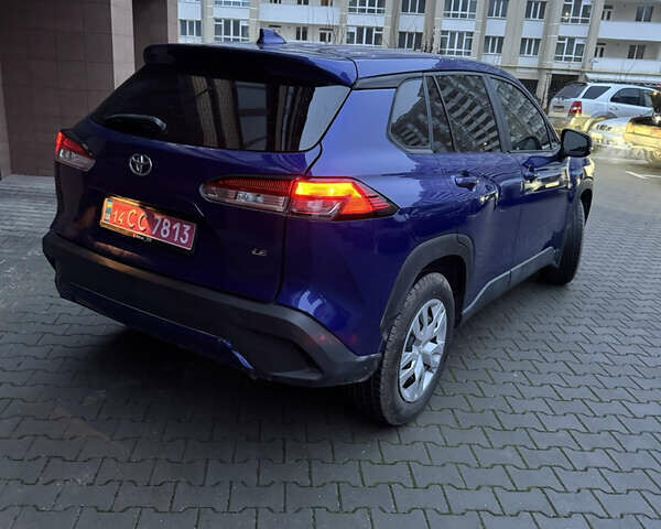 Синій Тойота Corolla Cross, об'ємом двигуна 2 л та пробігом 110 тис. км за 22500 $, фото 4 на Automoto.ua