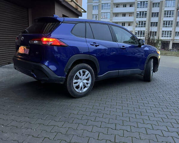 Синій Тойота Corolla Cross, об'ємом двигуна 2 л та пробігом 110 тис. км за 22500 $, фото 2 на Automoto.ua