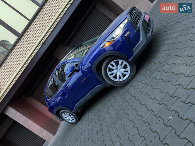 Синій Тойота Corolla Cross, об'ємом двигуна 2 л та пробігом 110 тис. км за 22500 $, фото 7 на Automoto.ua