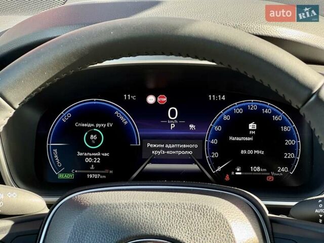 Зеленый Тойота Corolla Cross, объемом двигателя 2 л и пробегом 19 тыс. км за 36437 $, фото 14 на Automoto.ua