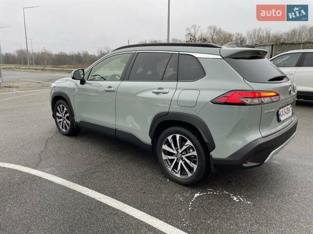 Зелений Тойота Corolla Cross, об'ємом двигуна 2 л та пробігом 49 тис. км за 35500 $, фото 2 на Automoto.ua