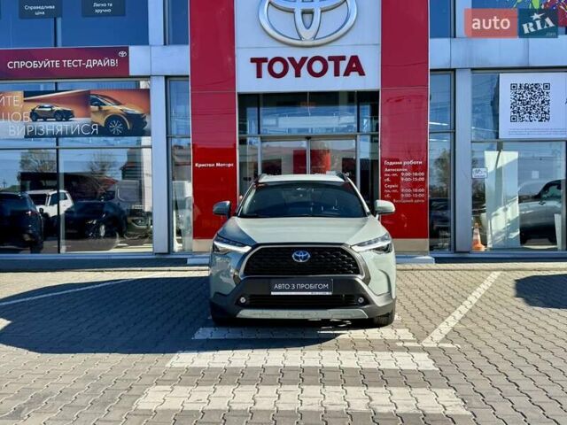 Зеленый Тойота Corolla Cross, объемом двигателя 2 л и пробегом 19 тыс. км за 36437 $, фото 4 на Automoto.ua