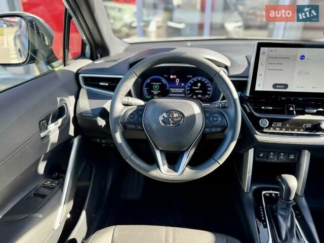 Зеленый Тойота Corolla Cross, объемом двигателя 2 л и пробегом 19 тыс. км за 36437 $, фото 8 на Automoto.ua