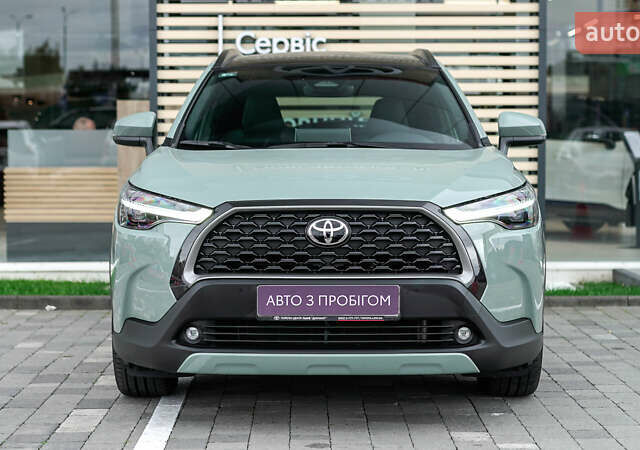 Зеленый Тойота Corolla Cross, объемом двигателя 2 л и пробегом 20 тыс. км за 37687 $, фото 4 на Automoto.ua