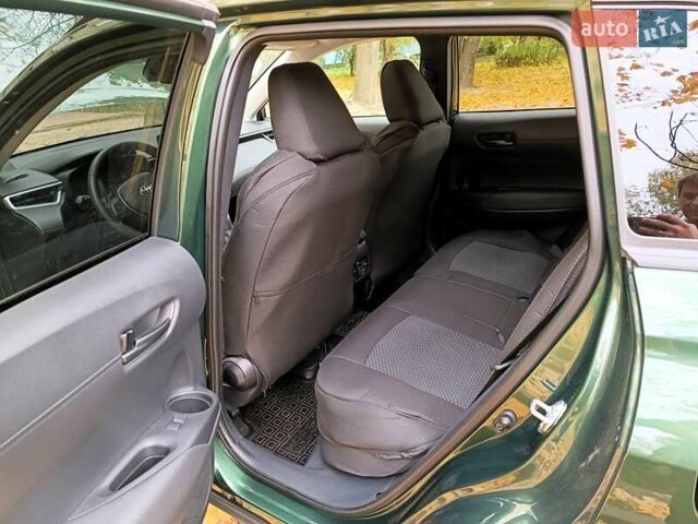 Зеленый Тойота Corolla Cross, объемом двигателя 1.99 л и пробегом 1 тыс. км за 29000 $, фото 9 на Automoto.ua