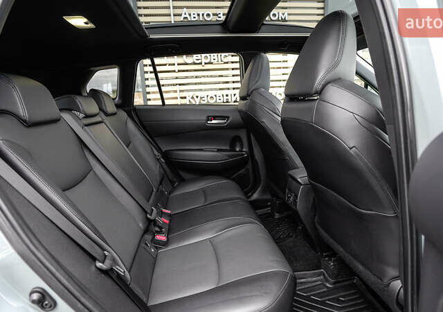 Зеленый Тойота Corolla Cross, объемом двигателя 2 л и пробегом 20 тыс. км за 37687 $, фото 6 на Automoto.ua