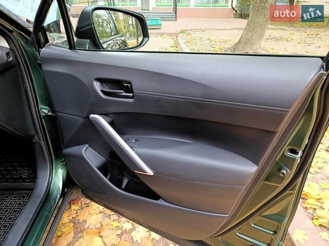 Зеленый Тойота Corolla Cross, объемом двигателя 1.99 л и пробегом 1 тыс. км за 29000 $, фото 11 на Automoto.ua