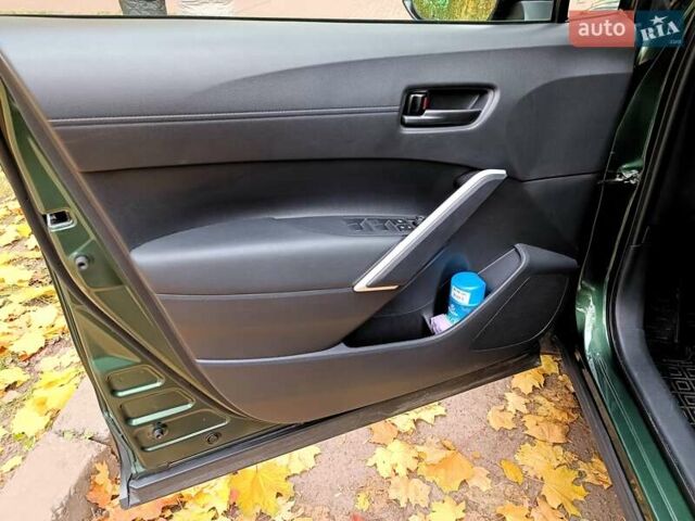 Зеленый Тойота Corolla Cross, объемом двигателя 1.99 л и пробегом 1 тыс. км за 29000 $, фото 8 на Automoto.ua