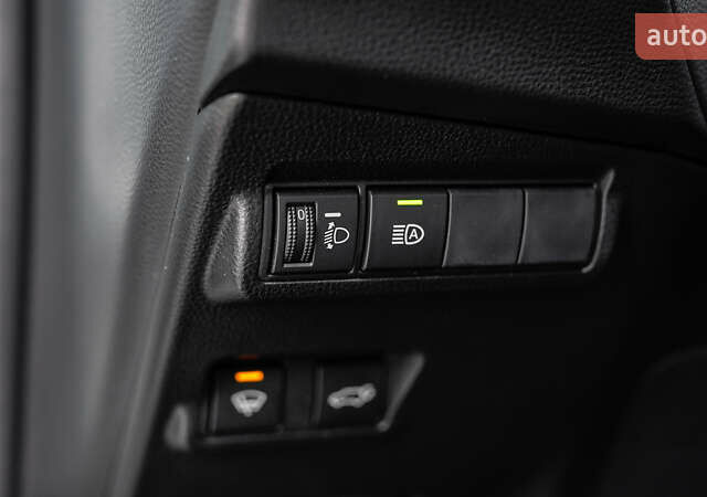 Зеленый Тойота Corolla Cross, объемом двигателя 2 л и пробегом 20 тыс. км за 37687 $, фото 17 на Automoto.ua