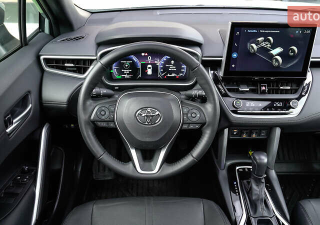 Зеленый Тойота Corolla Cross, объемом двигателя 2 л и пробегом 20 тыс. км за 37687 $, фото 8 на Automoto.ua