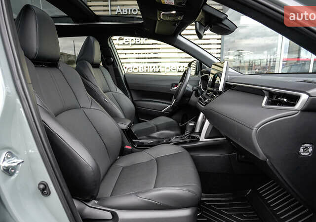 Зеленый Тойота Corolla Cross, объемом двигателя 2 л и пробегом 20 тыс. км за 37687 $, фото 5 на Automoto.ua