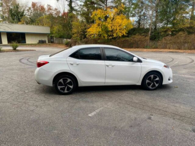 Белый Тойота Corolla Levin, объемом двигателя 1.8 л и пробегом 52 тыс. км за 8000 $, фото 3 на Automoto.ua