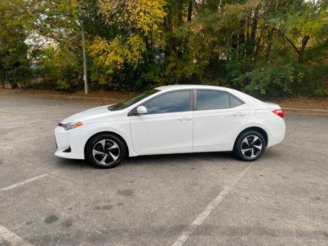 Белый Тойота Corolla Levin, объемом двигателя 1.8 л и пробегом 52 тыс. км за 8000 $, фото 4 на Automoto.ua