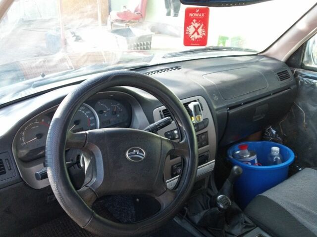 Черный Тойота Grand Hiace, объемом двигателя 2.2 л и пробегом 170 тыс. км за 4600 $, фото 4 на Automoto.ua