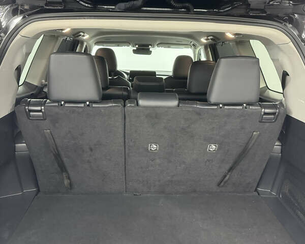 Черный Тойота Grand Highlander, объемом двигателя 2.5 л и пробегом 45 тыс. км за 67000 $, фото 50 на Automoto.ua