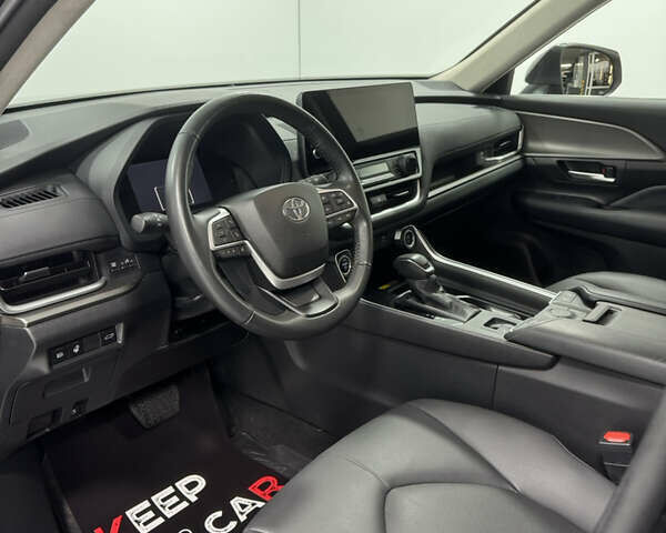 Черный Тойота Grand Highlander, объемом двигателя 2.5 л и пробегом 45 тыс. км за 67000 $, фото 43 на Automoto.ua