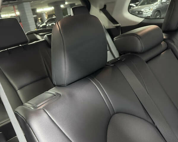 Черный Тойота Grand Highlander, объемом двигателя 2.5 л и пробегом 45 тыс. км за 67000 $, фото 21 на Automoto.ua