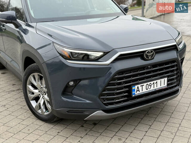 Сірий Тойота Grand Highlander, об'ємом двигуна 2.5 л та пробігом 33 тис. км за 69500 $, фото 7 на Automoto.ua