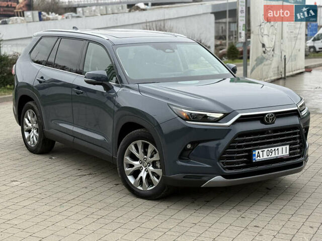 Сірий Тойота Grand Highlander, об'ємом двигуна 2.5 л та пробігом 33 тис. км за 69500 $, фото 4 на Automoto.ua