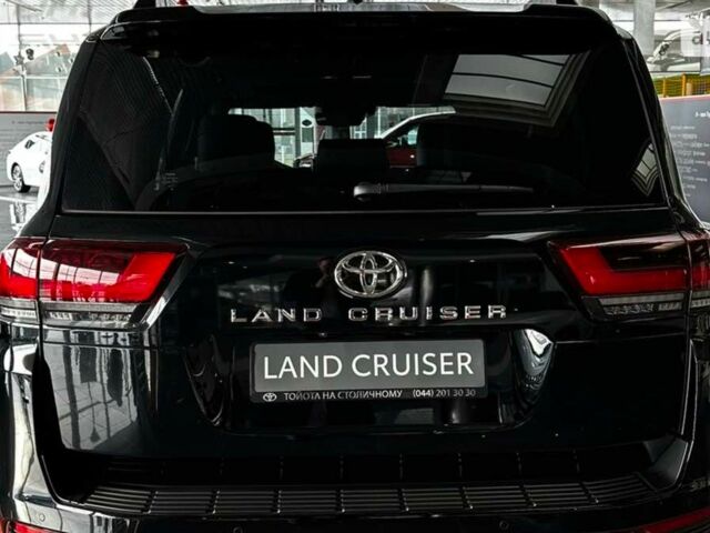 купить новое авто Тойота Land Cruiser 300 2023 года от официального дилера Тойота на Столичному Тойота фото