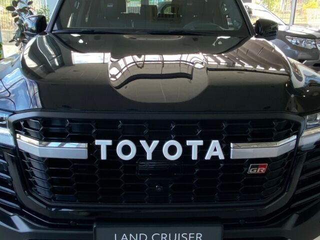 Тойота Land Cruiser 300, объемом двигателя 3.3 л и пробегом 0 тыс. км за 89082 $, фото 1 на Automoto.ua