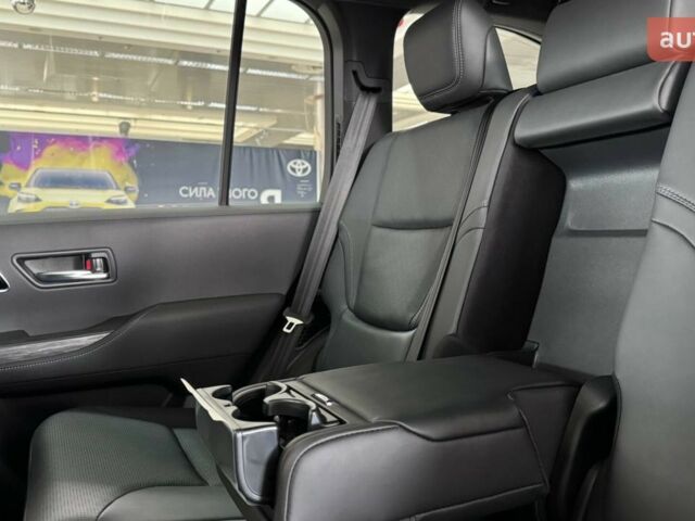 купить новое авто Тойота Land Cruiser 300 2025 года от официального дилера Тойота на Столичному Тойота фото