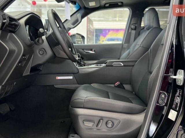 купить новое авто Тойота Land Cruiser 300 2025 года от официального дилера Тойота на Столичному Тойота фото