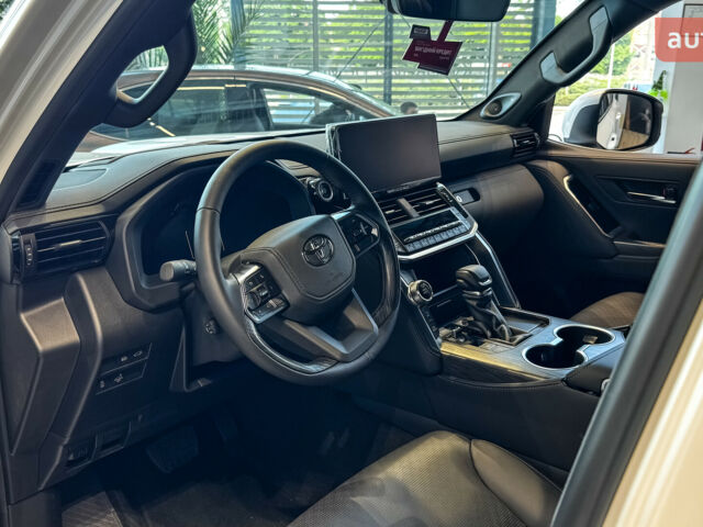 Тойота Land Cruiser 300, объемом двигателя 3.45 л и пробегом 0 тыс. км за 96805 $, фото 7 на Automoto.ua