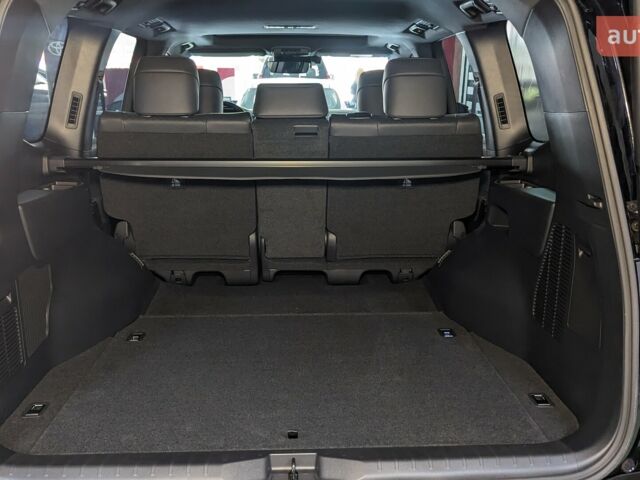 Тойота Land Cruiser 300, объемом двигателя 3.3 л и пробегом 0 тыс. км за 92824 $, фото 8 на Automoto.ua