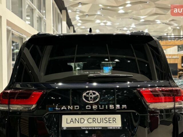 Тойота Land Cruiser 300, объемом двигателя 3.3 л и пробегом 0 тыс. км за 95679 $, фото 4 на Automoto.ua
